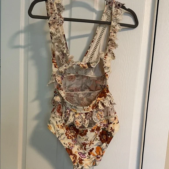 Floral Ruffle One-Piece Swimsuit - Picture 2 of 2